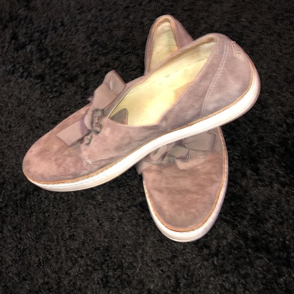 UGG Australia Carilyn ribbon sneakers suede leather slip on shoes brown size 9​​ - Picture 3 of 8